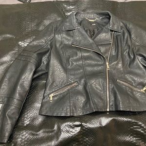 Women’s leather jacket
